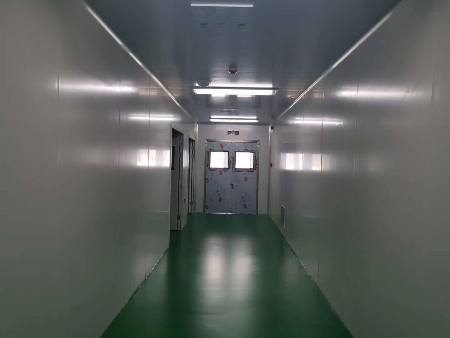 為什么遠(yuǎn)大生產(chǎn)的襄陽潔凈板能夠在各個(gè)領(lǐng)域得到廣泛應(yīng)用？