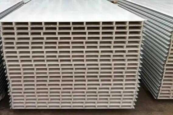 無塵凈化車間為什么必須使用凈化板！襄陽凈化板廠家為你介紹！