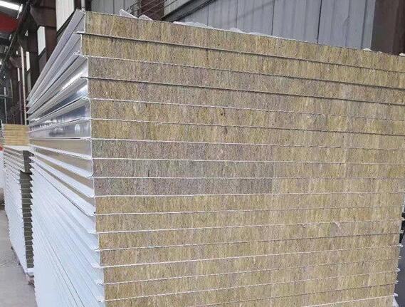 襄陽(yáng)遠(yuǎn)大生產(chǎn)的彩鋼板如何能做到防水？